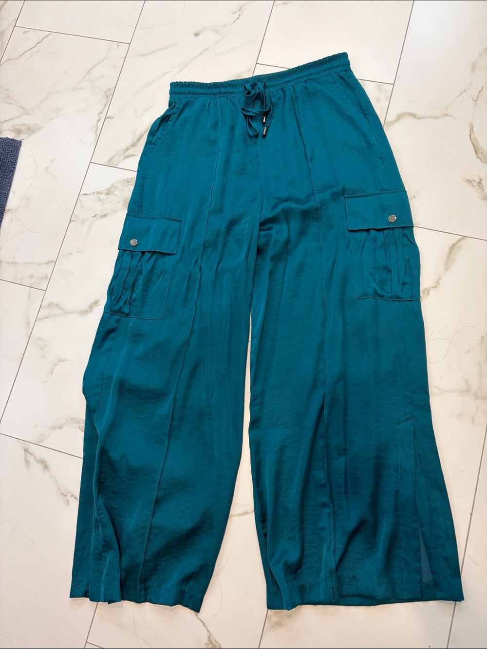 Wide-Leg Satin Cargo Pants in Teal